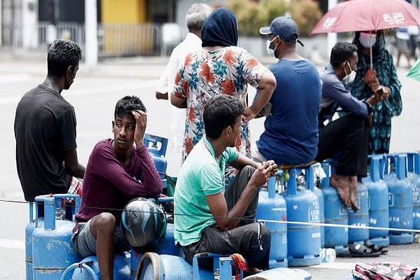 இன்று 75,000 எரிவாயு விநியோகம்;  ஆனால் கொழும்புக்கு இல்லை ! | 75 000 Gas Supply Not For Colombo