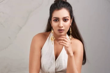 ஹாட் போட்டோ கேட்ட நபர்.. கேத்ரின் த்ரேசா காட்டிய புகைப்படத்தை பாருங்க