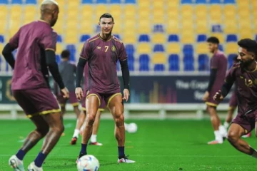 அரையிறுதிக்கு தயாராவதில் கவனம் செலுத்துகிறேன்..ரமலான் வாழ்த்துக்கள்..ரொனால்டோவின் பதிவு