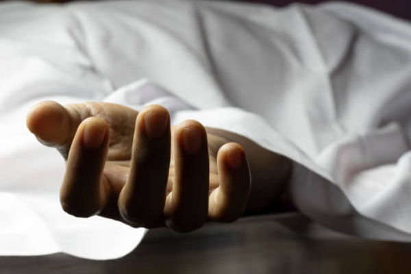 கனடாவில் இருந்து யாழ் வந்தவர் சடலமாக மீட்பு | Canada Returnee Found Dead In Jaffna Home