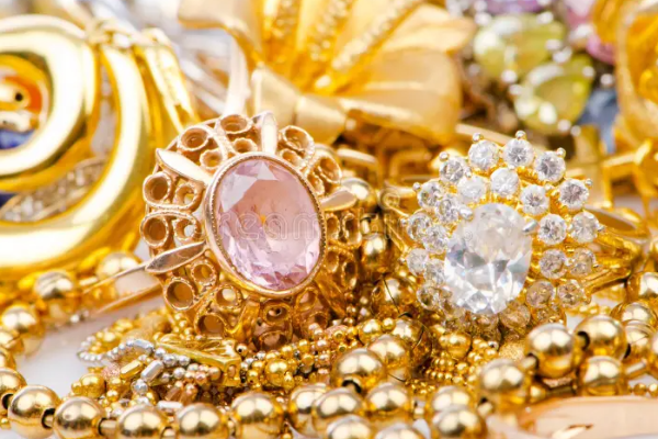 இலங்கையில் இன்று தங்கத்தின் விலையில் ஏற்பட்ட மாற்றம்! | The Change In Gold Prices In Sri Lanka Today