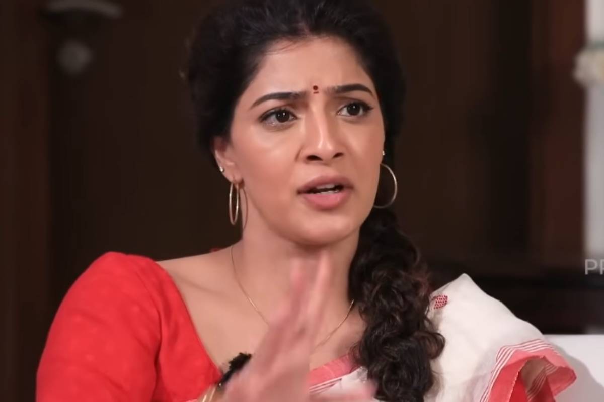 குழந்தை பெத்துக்கொண்டது அவங்க தப்பு..நான் ஏன் உதவணும்? நடிகை வரலட்சுமி ஓபன் டாக்.. | Varalaxmi Slams Indian People Have Kids