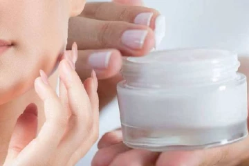 சருமத்தை வெண்மையாக்க க்ரீம்களை பயன்படுத்துபவர்களுக்கு எச்சரிக்கை