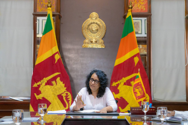 பாடசாலைகள் வேறு இடங்களுக்கு மாற்றப்படுமா! ஹரிணி அமரசூரிய வெளியிட்டுள்ள தகவல் | Govt To Relocate Schools In Landslide Areas பாடசாலைகள் வேறு இடங்களுக்கு மாற்றப்படுமா! ஹரிணி அமரசூரிய வெளியிட்டுள்ள தகவல் | Govt To Relocate Schools In Landslide Areas