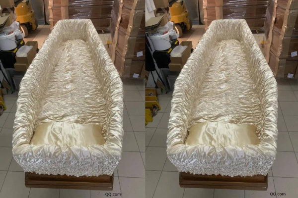 chinese woman quit job and selling coffins