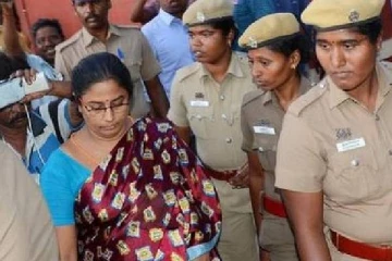 கல்லூரி மாணவிகளை தவறாக வழிநடத்திய வழக்கு: நீதிமன்றத்தின் தீர்ப்பு