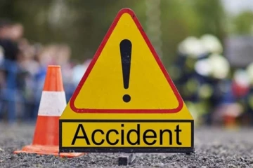 රිය අනතුරකින් 13ක් රෝහල්ගත කරයි.