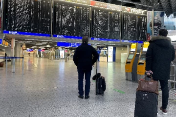 ஜேர்மன் விமான நிறுவனத்தின் அலட்சியம் -தமிழ் மருத்துவருக்கு ஏற்பட்ட நிலை