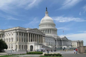 10 ஆண்டுகளுக்கு பிறகு வெள்ளை மாளிகையில் இடம் பெற்ற திருமணம்