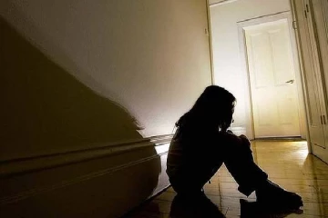 சவூதி அரேபியாவில் சித்திரவதைக்குள்ளாக்கப்பட்டுள்ள  இலங்கை பெண்