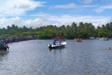 கிண்ணியா விபத்தில் இருபிள்ளைகளையும்  பறிகொடுத்த தாயின் கதறல்!