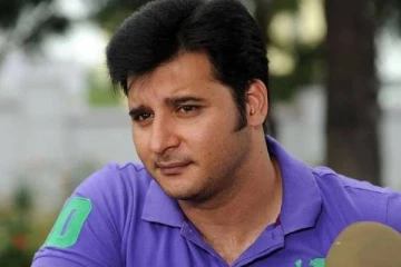 சாக்லெட் பாயாக வலம் வந்த நடிகர் அப்பாஸா இது?- சர்ஜரி நடந்த பிறகு எப்படி உள்ளார் பாருங்க