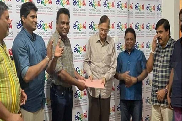 மொட்டுவுக்கு மற்றுமொரு அடி -முக்கிய உறுப்பினர் டலஸ் பக்கம் தாவினார் | Vijitha Herath Joins Dallas