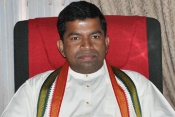 இலங்கை ஆசிரியர் சங்கத்திற்கு நாடாளுமன்ற உறுப்பினர் சந்திரகாந்தன் கண்டனம் (Photo)