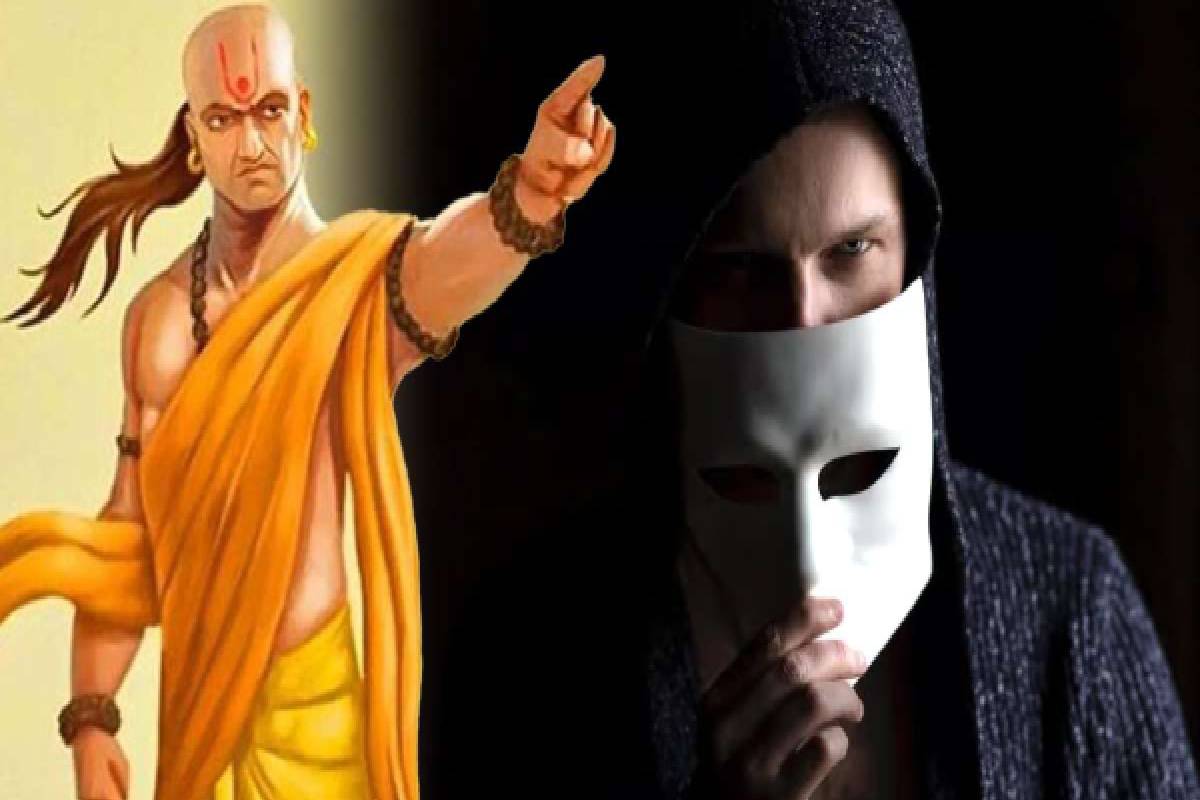 இந்த 4 வகை மனிதர்களை நம்பினால் ஆபத்து உறுதி... எச்சரிக்கும் சாணக்கியர்! | These Types Of Friends You Should Never Trust