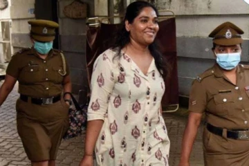 முன்னாள் அமைச்சர் ரம்புக்வெல்லவின் மகள் கைது