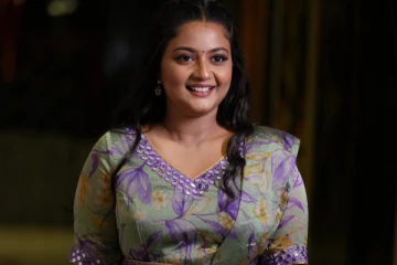 சிறகடிக்க ஆசை மீனாவா இது.. ரசிகர்களை கவரும் புது லுக்