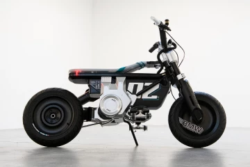 BMW-வின் CE 02 எலக்ட்ரிக் ஸ்கூட்டர் இந்தியாவில் அறிமுகம்., ஆரம்ப விலை ரூ.4.50 லட்சம்.!