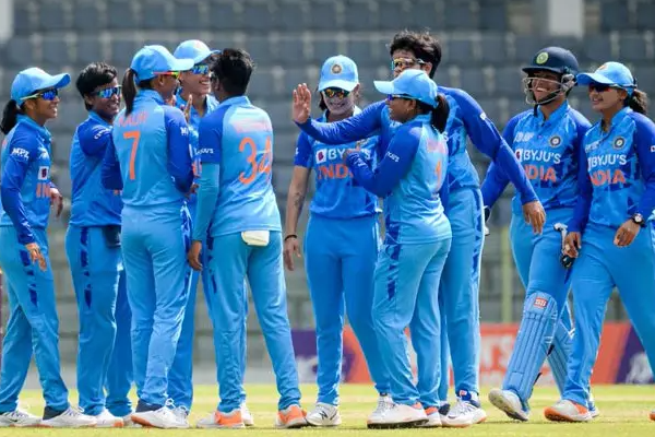 அரையிறுதியில் அதிரடியான வெற்றி ; அவுஸ்திரேலியாவை வீழ்த்திய இந்திய வீராங்கனைகள் | Indian Women S Team Defeats Australia அரையிறுதியில் அதிரடியான வெற்றி ; அவுஸ்திரேலியாவை வீழ்த்திய இந்திய வீராங்கனைகள் | Indian Women S Team Defeats Australia