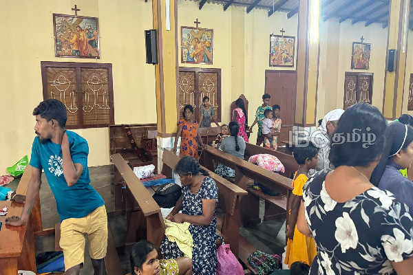 யாழ். மாவட்ட அனர்த்த நிலவரம் : அரசாங்க அதிபரின் அறிவிப்பு! | Jaffna District Disaster Situation யாழ். மாவட்ட அனர்த்த நிலவரம் : அரசாங்க அதிபரின் அறிவிப்பு! | Jaffna District Disaster Situation