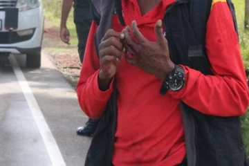 செய்தி சேகரிக்க சென்ற ஊடகவியலாளரை கொடூரமாக தாக்கிய வேட்பாளரின் ஆதரவாளர்!