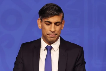 ஆட்டம் காணும் ரிஷியின் பிரதமர் பதவி... ருவாண்டா திட்டம் காரணமாக வெடித்துள்ள உட்கட்சிப் பூசல்