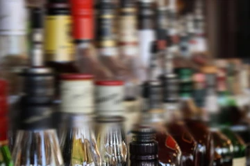 මත්පැන් අලෙවිය සම්බන්ධයෙන් විශේෂ තීරණයක්..!