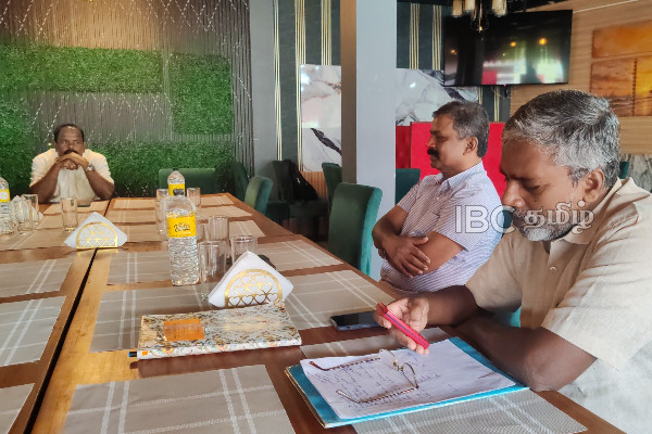 வவுனியாவில் அவசரமாக கூடிய சங்கு கூட்டணி! | Dtna Urgent Discussion In Vavuniya