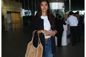 நாயகி பூஜா ஹெக்டே வைத்திருந்த ஒரு ஹேண்ட் பேக் விலை மட்டும் இவ்வளவா? அடேங்கப்பா!