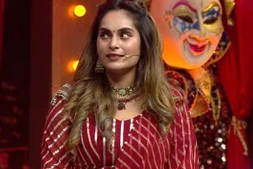 நீயெல்லாம் தேங்காய் சீனிவாசனின் பேத்தியா!! ஸ்ருத்திகாவை கலங்கவைத்த பிரபலம்