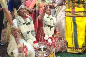 அம்மி மிதித்து, அருந்ததி பார்த்து தாலிகட்டிய தமிழ் ஜோடி! கனடாவில் நடந்த விசித்திர திருமணத்தால் தமிழர்கள்  பேரதிர்ச்சி