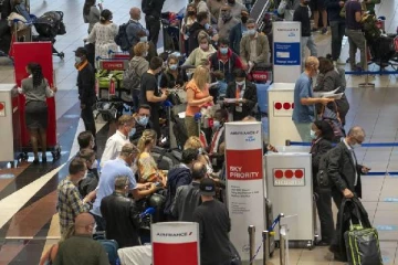 புதிய ஓமிக்ரான் தொற்று... நுழைவுக் கட்டுப்பாடுகள் விதித்த சுவிட்சர்லாந்து