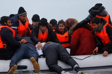 உலக வரலாற்றிலேயே முதல் முறையாக... புகலிடக் கோரிக்கையாளர்களை ஆப்பிரிக்காவுக்கு அனுப்பும் பிரித்தானியா