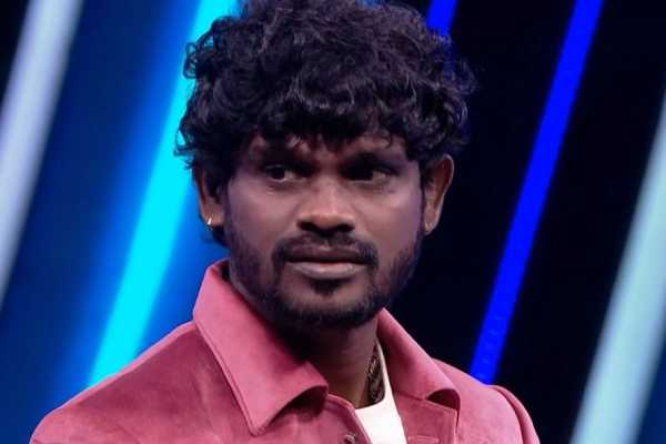 ஒலிம்பிக்கில் கோல்ட் மெடல் வாங்கி பெருமை சேர்த்த மகன்!! கானா வினோத்தை கலாய்த்த ப்ளூ சட்டை.. | Blue Sattai Maran Troll People Welcome Gana Vinoth