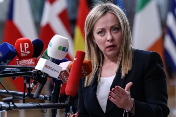 இத்தாலியில் ஆங்கிலத்தை பயன்படுத்த தடை; மீறினால் அபராதம்: இத்தாலி அரசின் முடிவு!