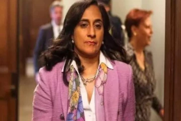 கனடாவில் பிரதமர் பதவிக்கு போட்டியிடும் தமிழ்ப் பெண் அனிதா இந்திரா!