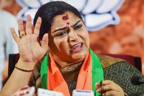 கட்சிக்காரர்களுக்கு மட்டுமே மகளிர் உரிமைத் தொகை; அதைத்தான் குஷ்பு கேட்டாங்க - விஜயதரணி குற்றசாட்டு! | Womens Rights Amount Not Available Vijayatharani