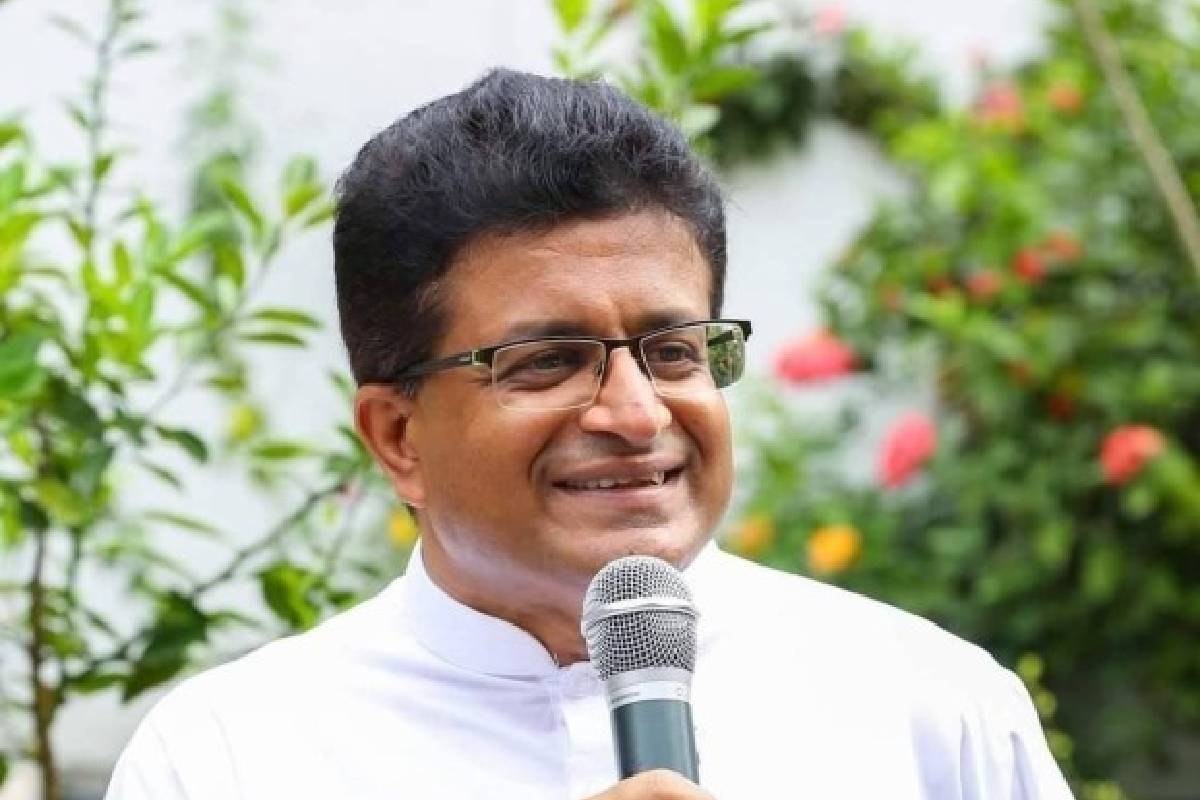 சிஐடியில் தடுத்து வைக்கப்பட்டுள்ள சுரேஷ் சலே எடுத்த அதிரடி முடிவு | Suresh Saleh On Fast Until Death Udaya Gammanpila