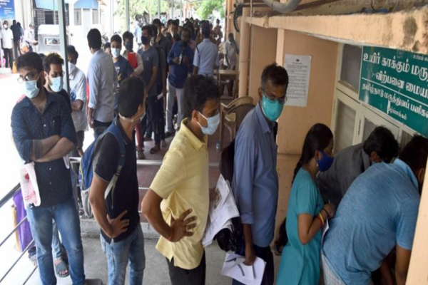 கொரோனா பரவலைத் தடுக்க 14 மாதங்களாக என்ன செய்து கொண்டிருந்தீர்கள்? மத்திய அரசுக்கு உயர்நீதிமன்றம் கேள்வி | Madras High Court Question Central Govt On Corona