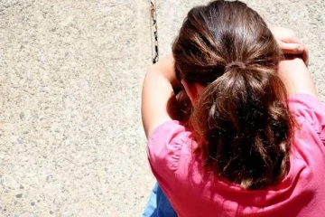 உறவினர் வீட்டில் தங்கியிருந்த நிலையில் கர்ப்பமாகி குழந்தையை பெற்றெடுத்த 15 வயது சிறுமி! அம்பலமான அதிர்ச்சி சம்பவம்