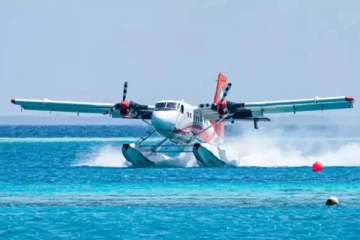 இனி பறக்கலாம்.. மிதக்கலாம்; முதல் கடல்வழி விமான சேவை - எங்கே தெரியுமா?