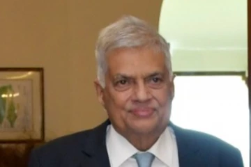 பதவி விலகினார் இலங்கை பிரதமர் ரணில் விக்கிரமசிங்கே..!