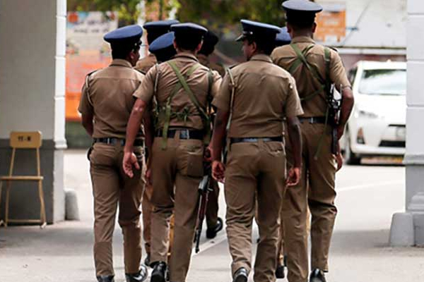 புற்று நோய் சிறுவர்களின் புகைப்படங்களை வைத்து பெரும் மோசடி! மூவர் அதிரடி கைது | Money Laundering Using Photos Of Sick Children