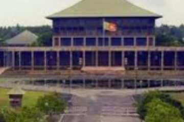 පොහොර සම්බන්ධයෙන්ද පාර්ලිමේන්තුවේදි ඇති වූ සංවාදය