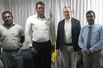 யாழ்ப்பாண மாநகரசபை முதல்வரை சந்தித்த கனடிய தூதுவர்