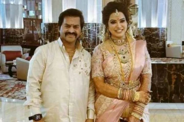 நடிகர் ரெடின் கிங்ஸ்லி மனைவி சங்கீதாவின் தாலியில் இரண்டு டாலரா?- அப்படி என்ன சீக்ரெட்?