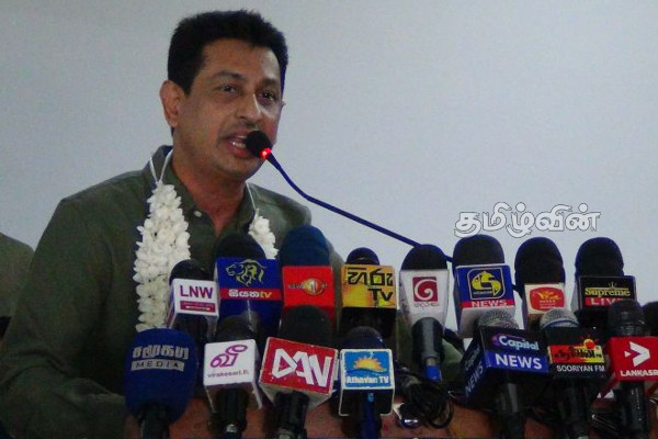 இனவாதக் கும்பலிடம் சரணடைந்து மக்களுக்குத் துரோகம் செய்யவில்லை: சஜித் பிரேமதாச (Video) | He Did Not Betray People Surrendering Racist Mob