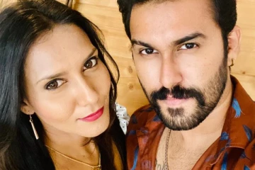 “විවාහයෙන් පස්සේ ගොඩක් නිර්මාණ එකවර බාරගන්නේ නැහැ.”සුරූපී රංගන ශිල්පිනි ධනංජි කියූ කතාව. (PHOTOS)