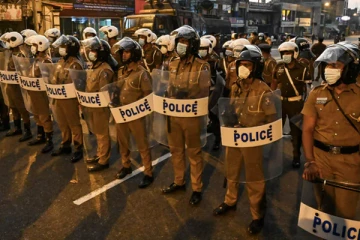 இலங்கை பொலி்ஸாருக்கு எதிராக 9000க்கும் அதிகமான முறைப்பாடுகள்!