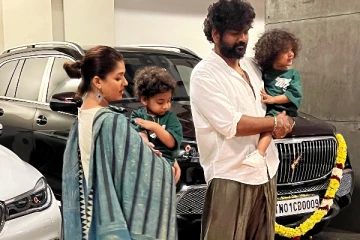 ஆயுத பூஜை கொண்டாடிய நயன்தாரா, விக்கி! அழகிய ஸ்டில்கள்